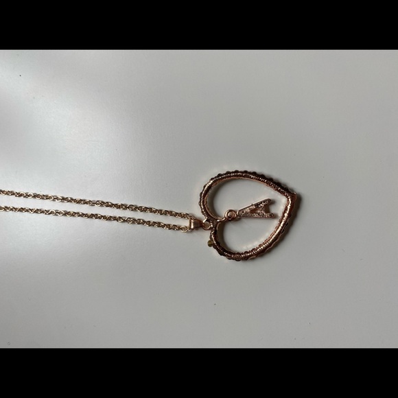 ⭐️SOLD⭐️Rose gold A-necklace - Picture 4 of 4